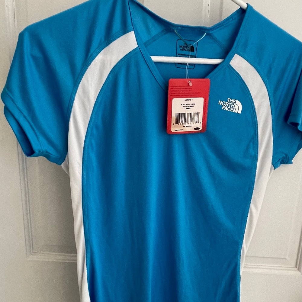 Performance Short Sleeve V-Neck